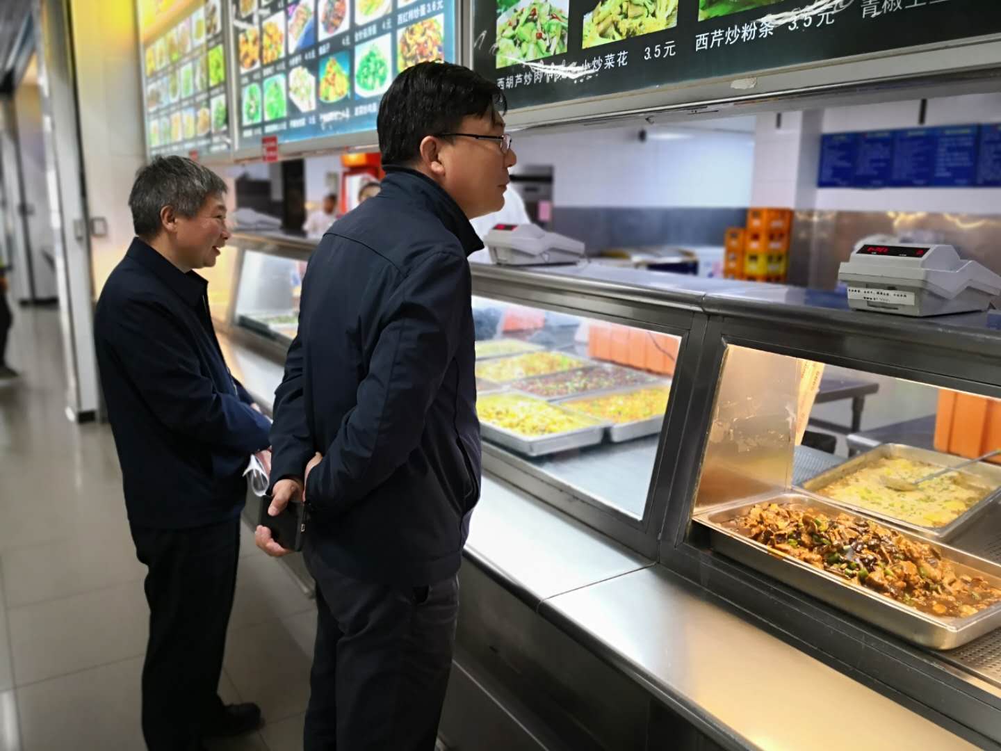 b7c417e17a911c4de9a59d56df6b8b1